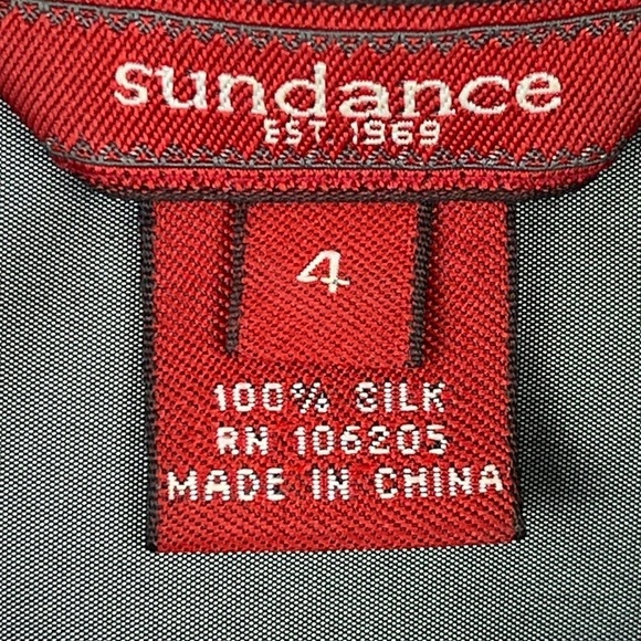 SUNDANCE 100% Silk Metallic Button Down Blouse Size 4 - Picture 4 of 16
